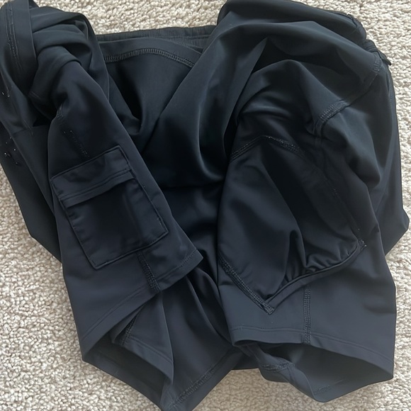 Under Armour Black fitted Tennis Golf Skirt skort with built in shorts large - Picture 4 of 6